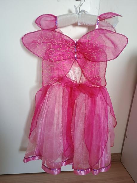 Šaty ala motýlia vila, 