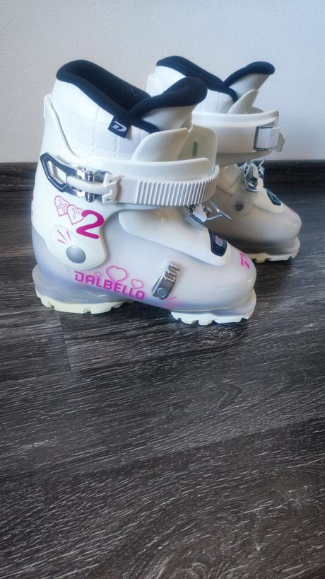 Predám dievčenské lyžiarky zn. dalbello, dalbello,33