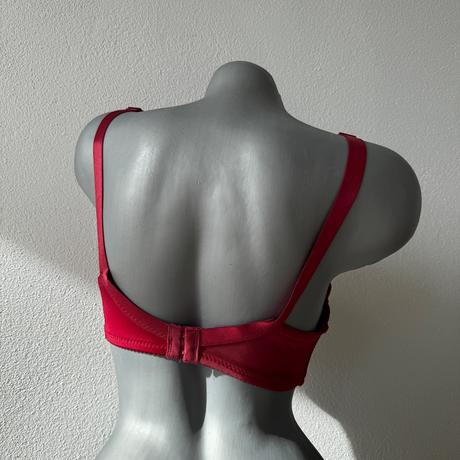 Jemne vystužená podprsenka s kosticami 903, 85d