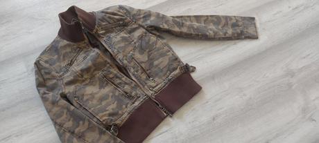 Maskáčová bunda do pása, s