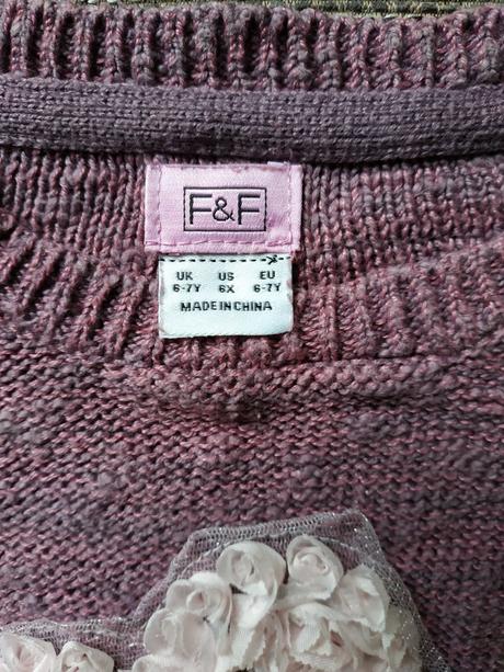 Sveter s kvetinkou, f&f,122