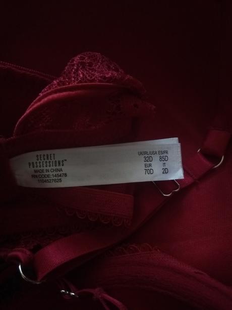 Podprsenka, secret possessions,70d