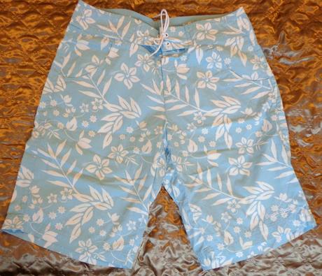 Kraťasy unisex nebíčkovomodré, kvetovaná potlač, s