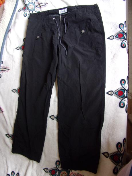 3/4 športové nohavice, 44