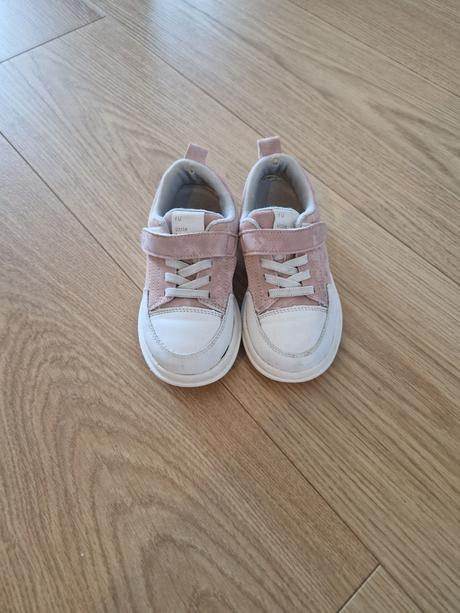 Predam tenisky, little blue lamb,28