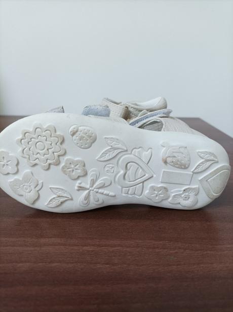 Kožené sandálky, coccodrillo,24