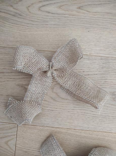 Krásne prírodné mašle 35 ks, 