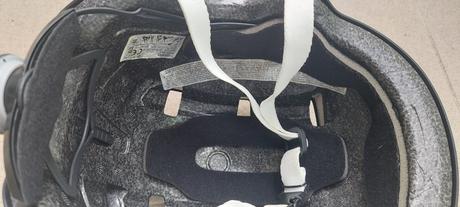 Prilba na korčule/bike, s