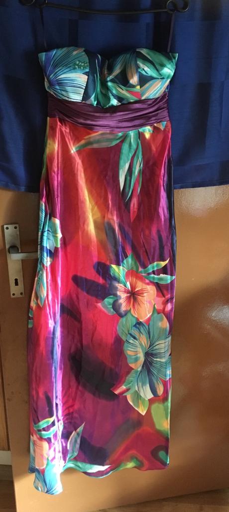 Spoločenské šaty, m