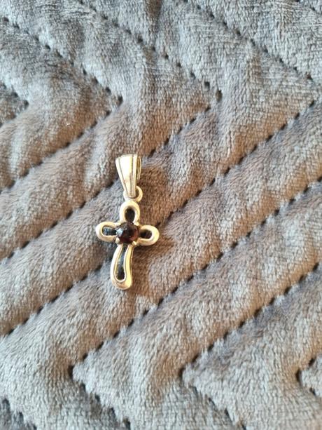 Strieborný prívesok s očkom výška 19 mm, 