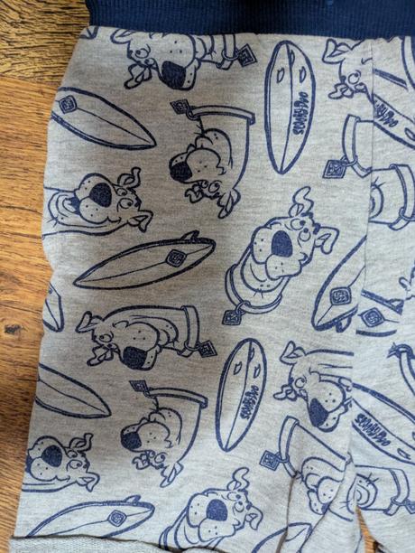 Kraťasy scooby, 104