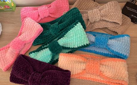 Háčkovaná čelenka, 