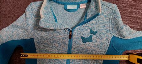 Sveter v .134/140, crivit,134