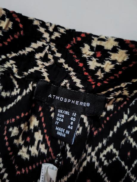 Šortky, atmosphere,l