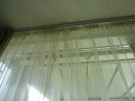 Záclona+záves set s rovnakým vzorom na veľké okno,