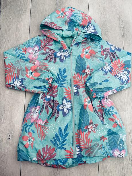 Jarná tenká bunda, 134