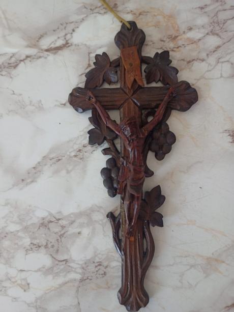 Drevený križ na stenu, 