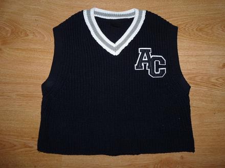 Tmavomodrá vesta, s