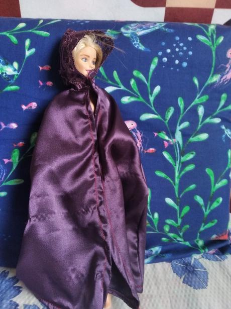 Plašt pre babiku barbie,