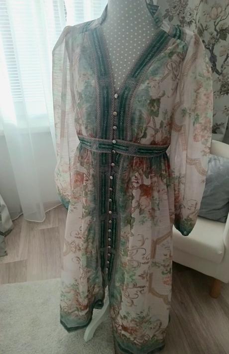 Krasne talianske saty - nove, 36 / m / s