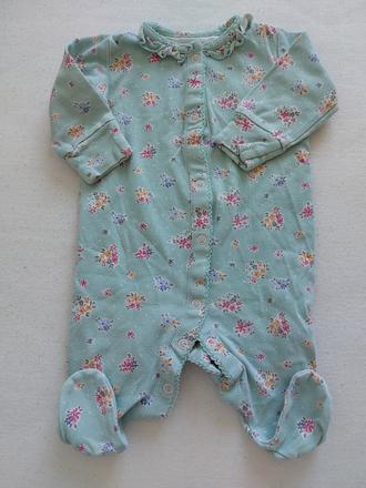 Pyzamko s kvietkami, next,62