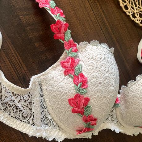 Podprsenka s kvietkom, intimissimi, 75d, intimissimi,75d