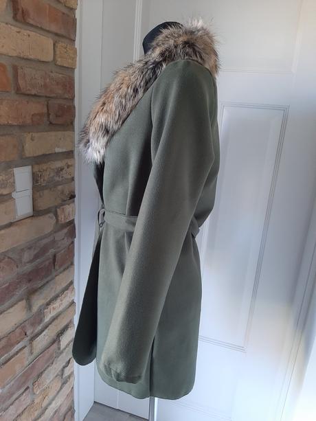 Kabát s kozušinkou, 34 - xs
