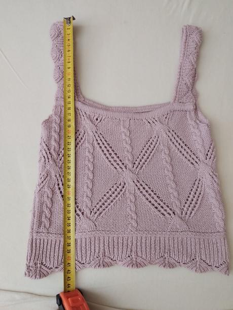 Strikovane top, reserved,s