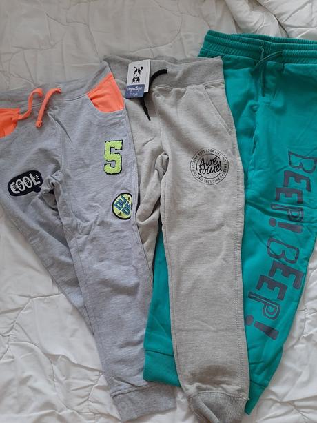 Balík oblečenia, 122–134