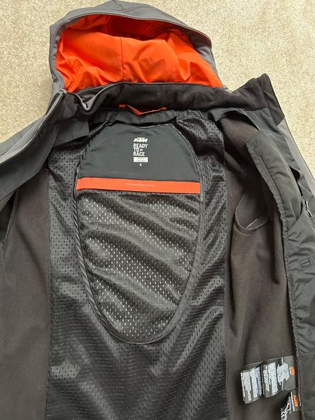 Bunda na motorku s chráničmi ktm veľ.s, s