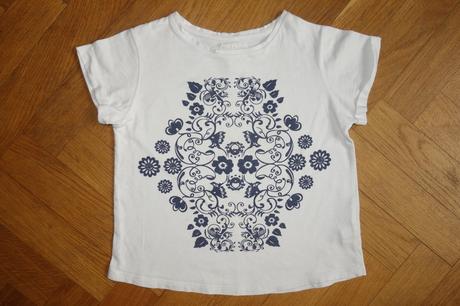 Tričko s tmavomodrým ornamentom 5-6 rokov , 116