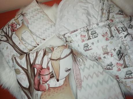 Zavinovačka, deka a vankúšik.,