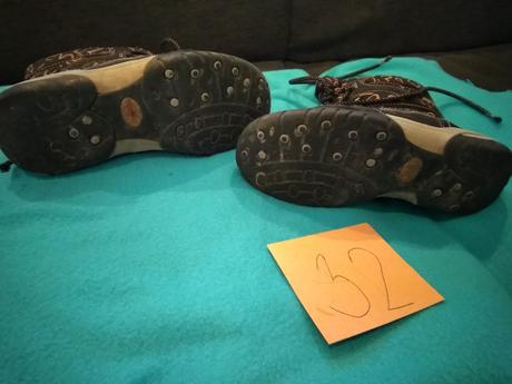 Prechodné čižmičky, 32