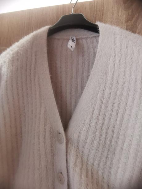 Svetrík béžový krátky, c&a,s
