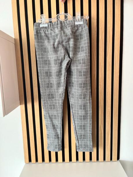 Sivé oteplené legíny, 140