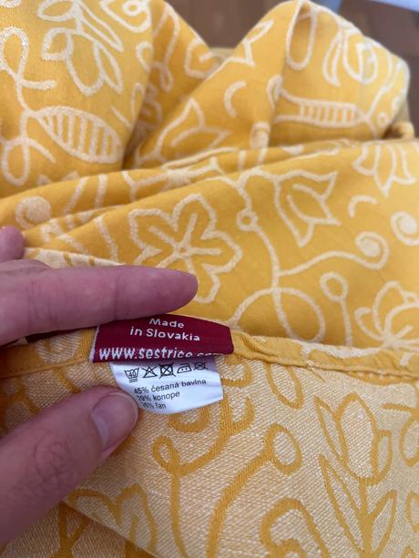 Sestrice šatka 5, sestrice