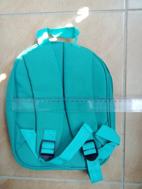 Zelený ruksačik, kik