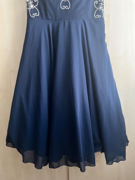 Chi chi london šaty, m