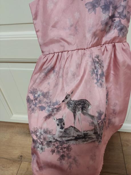 Vianočné šaty, 122