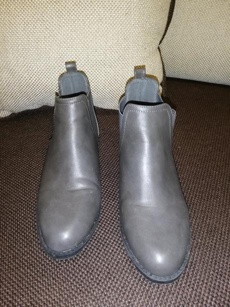 Členkové topánky, 37