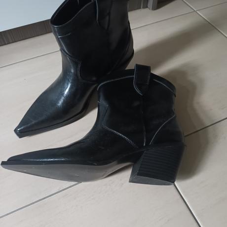 Členkove čižmy, reserved,39