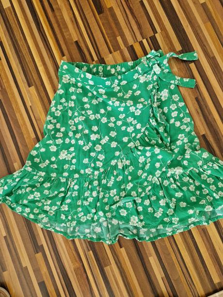 Suknicka next, next,134