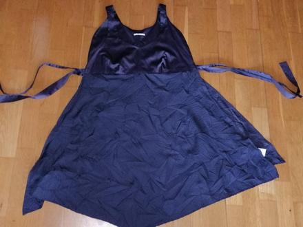 Zaujímavé zavinovacie šaty skunkfunk, 40