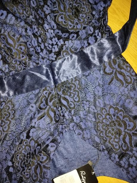 Spoločenské šaty, s