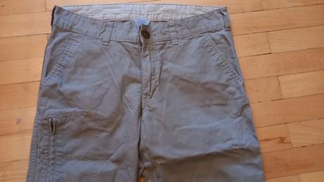 .. šedé nohavice, quechua,40