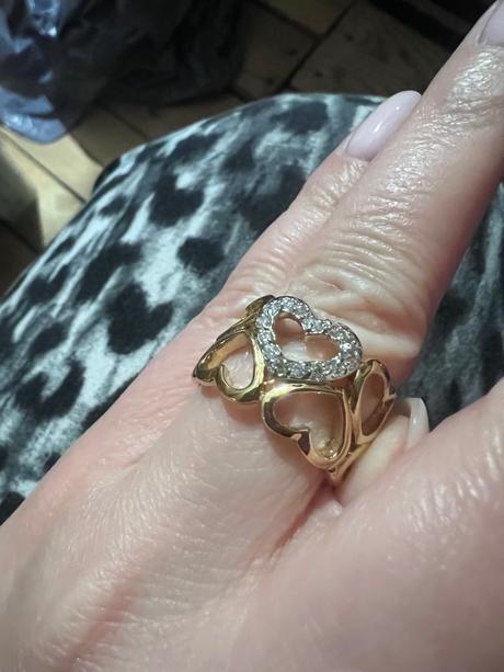 Zlatý prsteň srdiečka, 