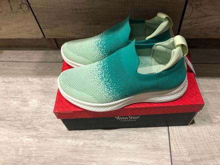 16-botasky, young spirit,39