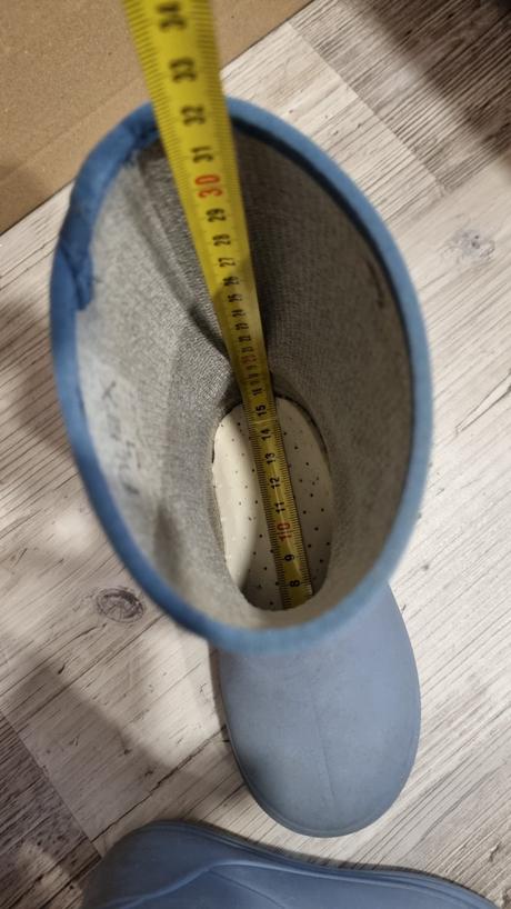 Enfant nezateplené 25, en fant,25