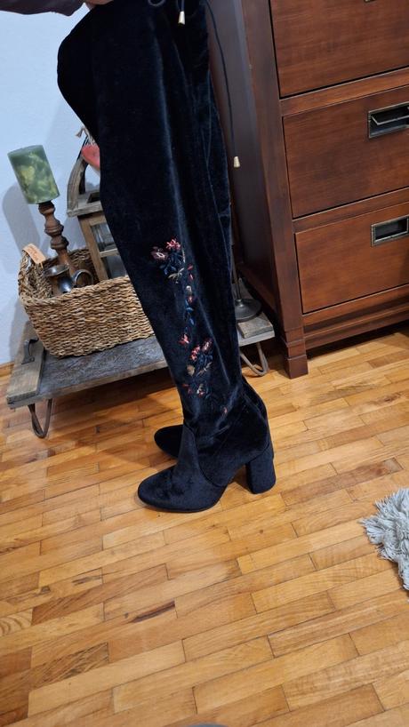 Nové čižmy, ahinsa,39