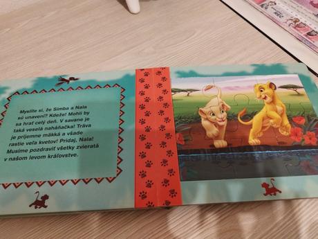 Knizka levi kráľ -puzzle, 